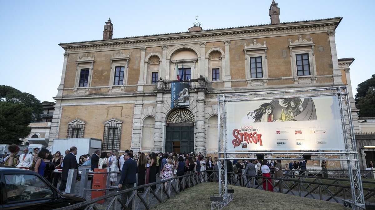 Immagine di Notizia: nella cinquina dello Strega gli scrittori non sono i soliti noti