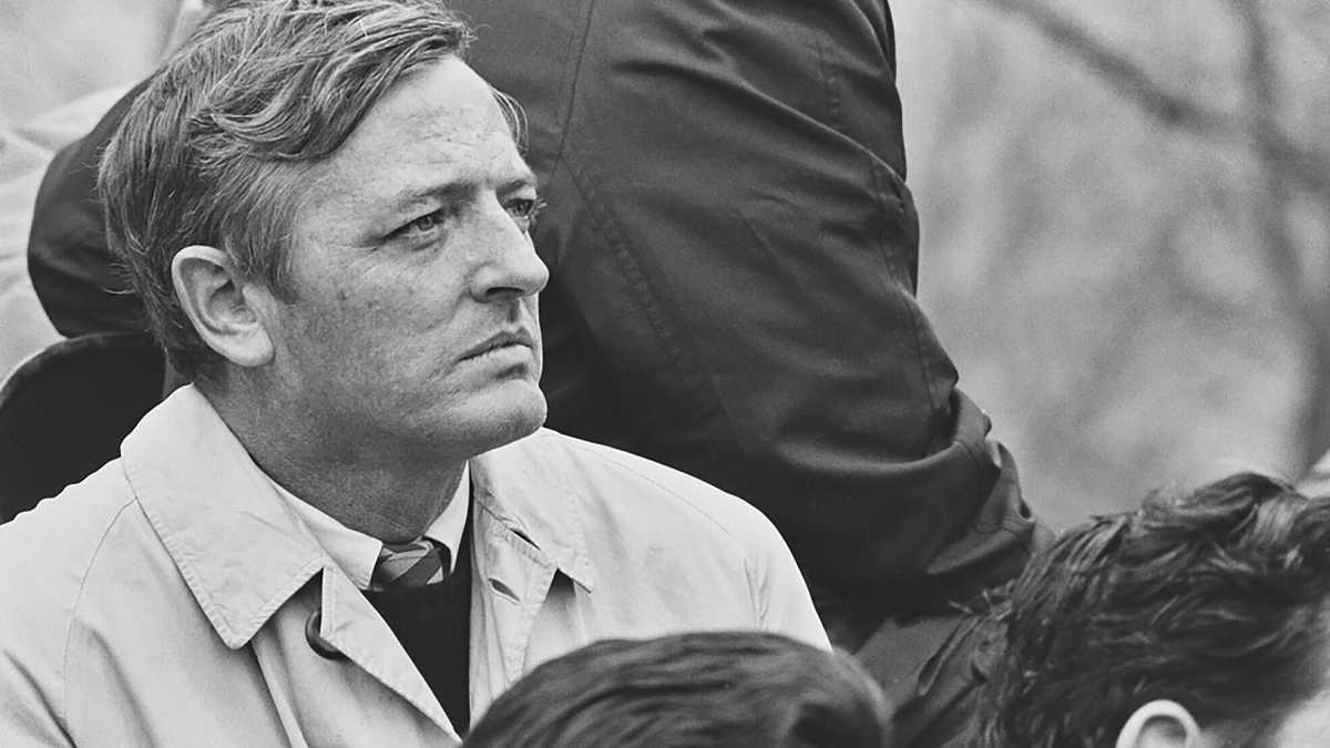 Immagine di Così Buckley ha scritto il copione conservatore degli anni Ottanta, ci racconta il suo biografo