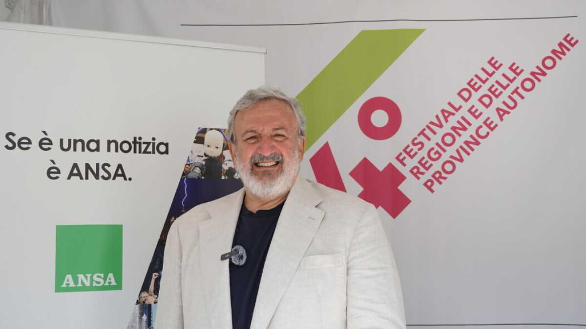 Immagine di Emiliano non ci aveva capito un tubo: ora vuole il raddoppio del Tap