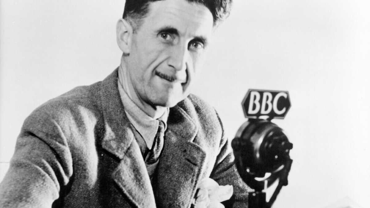 Immagine di Il bollino sulla nuova edizione di “1984” di Orwell: “Non contiene personaggi di colore”