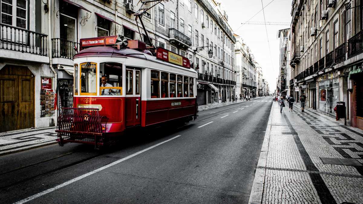 Immagine di Le facce da tram e quella di mia nonna. Lettera da un 19