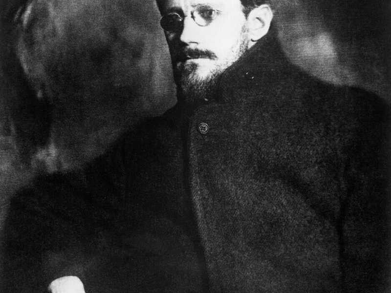 <span style="color: rgb(8, 8, 8); font-family: Lato, sans-serif; font-size: 14px;">James Joyce nel 1919 (foto Getty)</span>