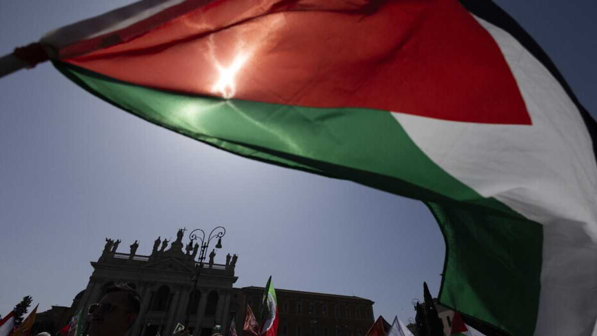 Immagine di Di fronte alla minaccia degli ayatollah riecco la sinistra del “sì, però”