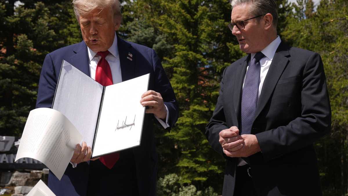 Immagine di Trump lascia il G7, maltratta Macron e pure gli isolazionisti a casa sua