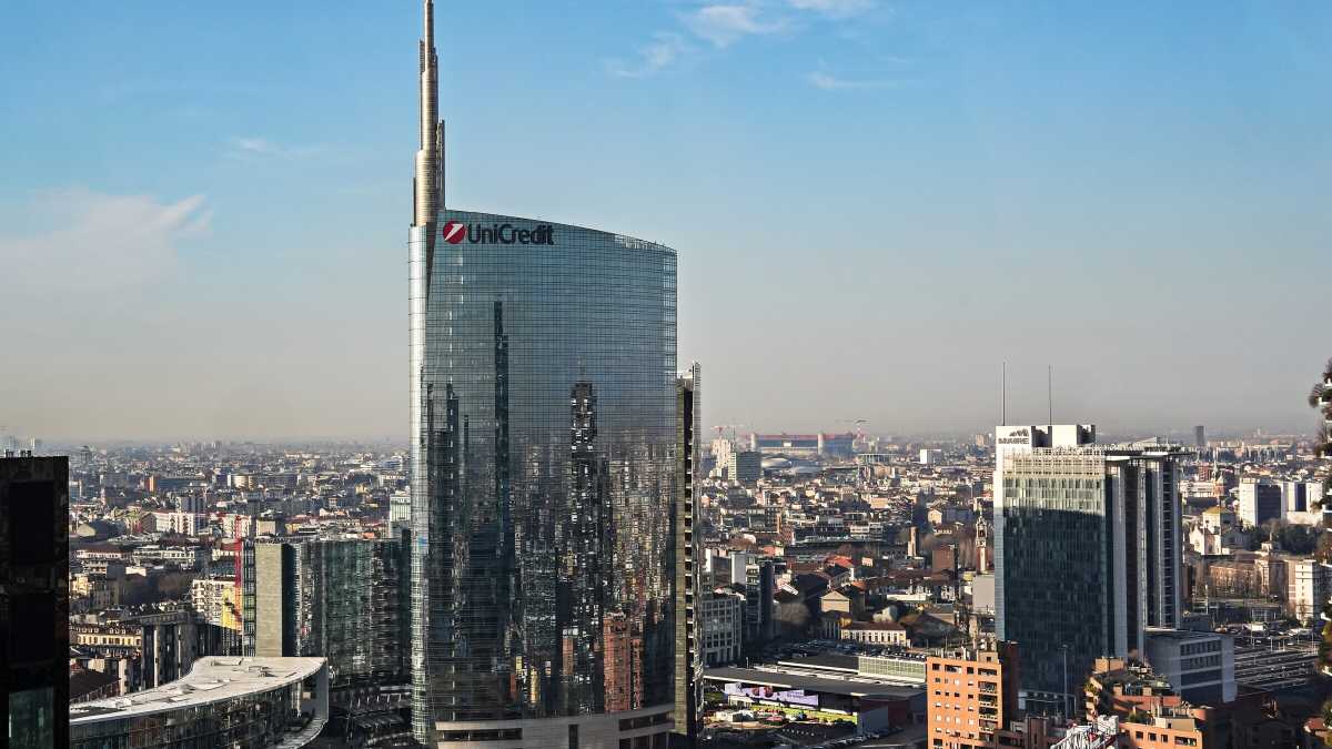 Immagine di Via libera dall’Antitrust Ue alla fusione Unicredit–Banco Bpm