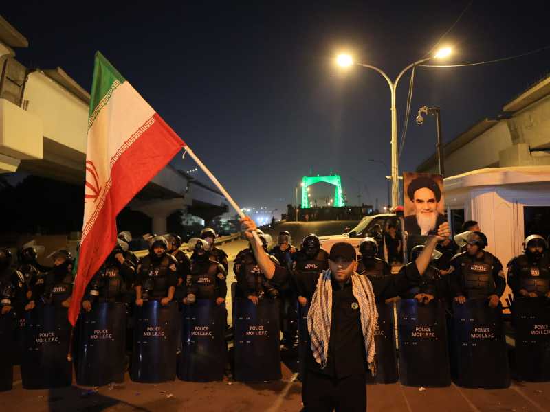 Le proteste filo iraniane a Baghdad (foto Getty)