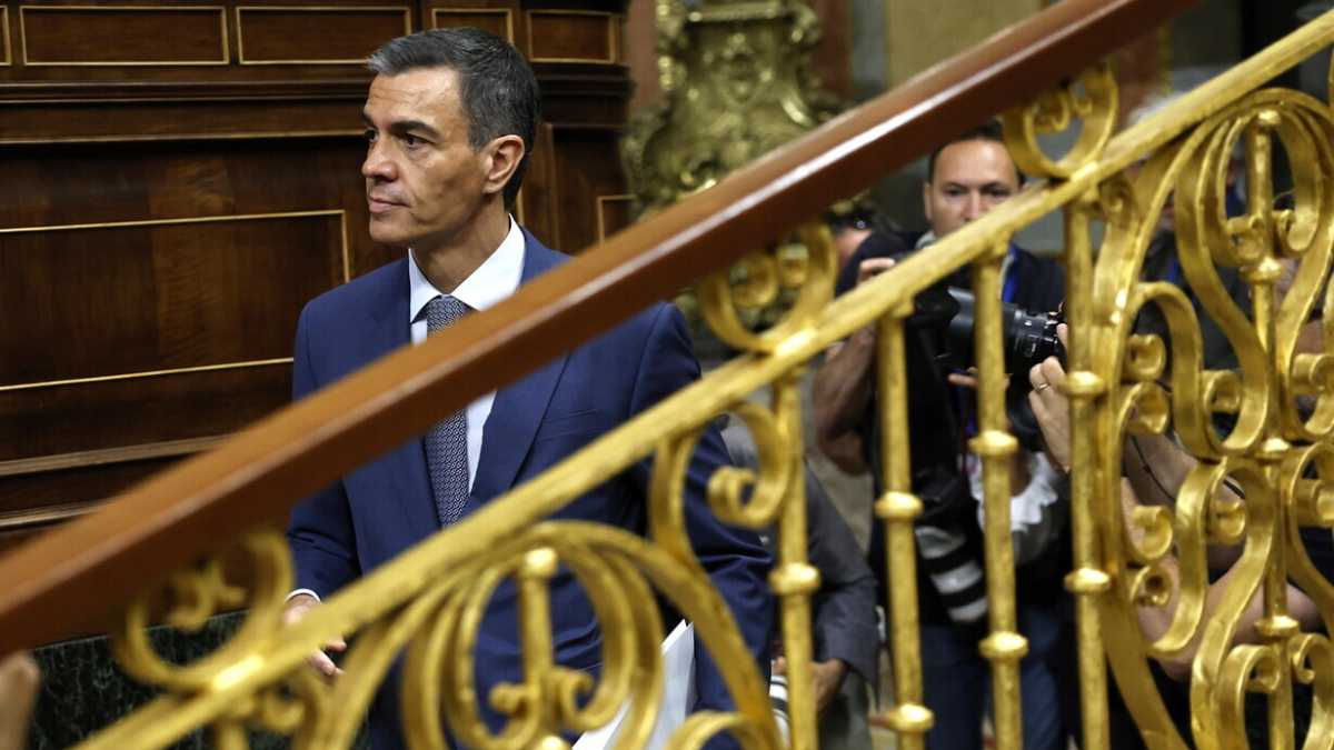 Immagine di La crisi di Pedro Sánchez, tradito dalla “Banda del Peugeot”