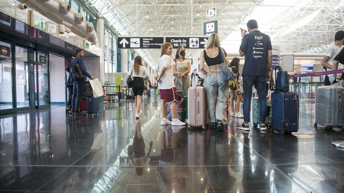 Immagine di Roma ha un aeroporto da premio. Ma fuori c’è ancora da correre