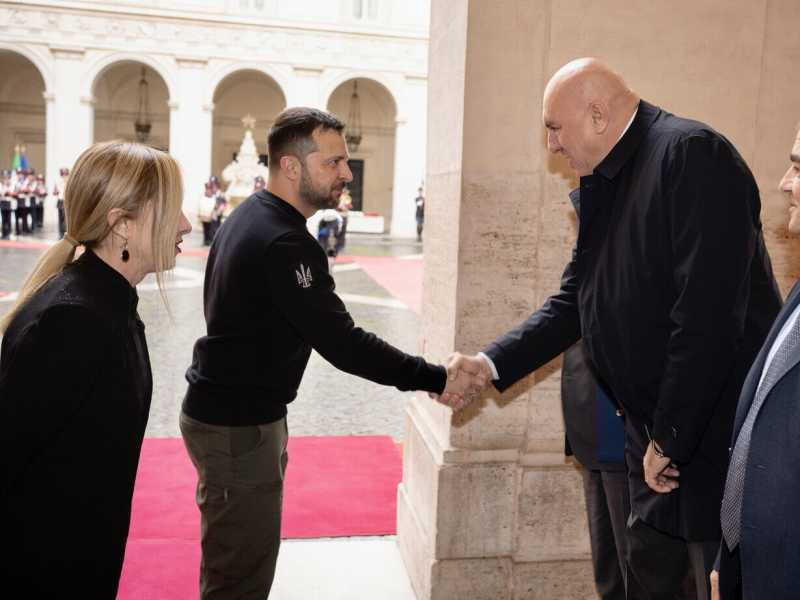 Per Crosetto "la tregua in Ucraina è questione di un mese e mezzo"
