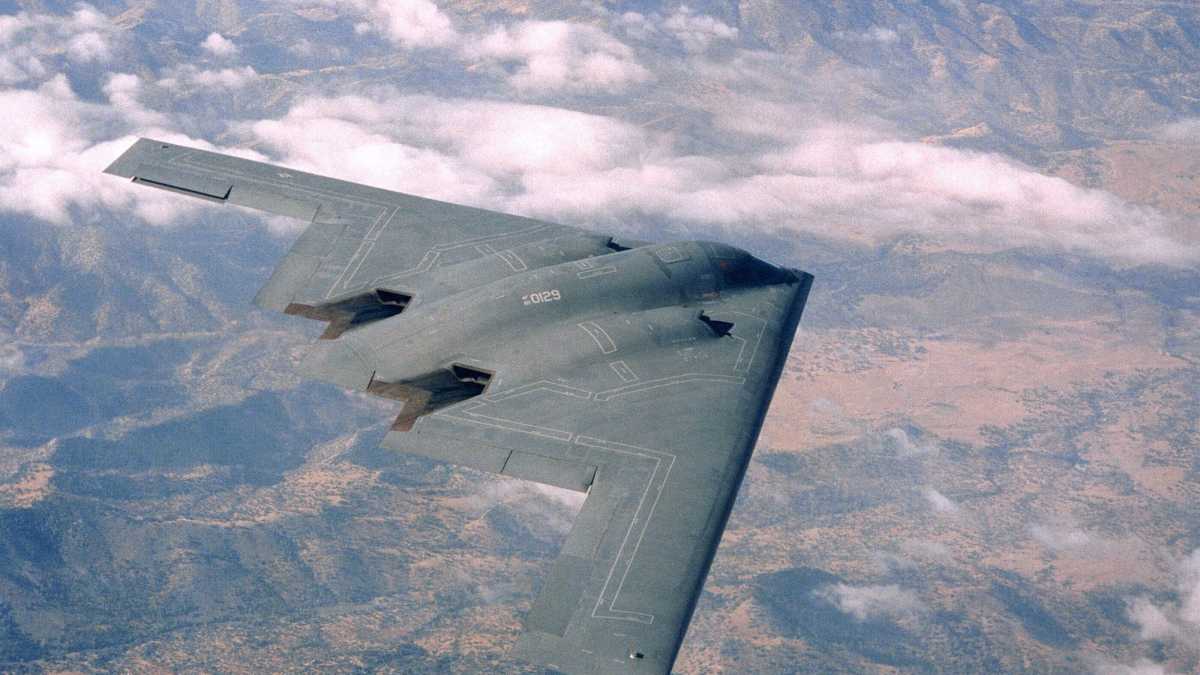 Immagine di B-2 Spirit: come funziona il bombardiere usato dagli Stati Uniti nell'attacco all'Iran