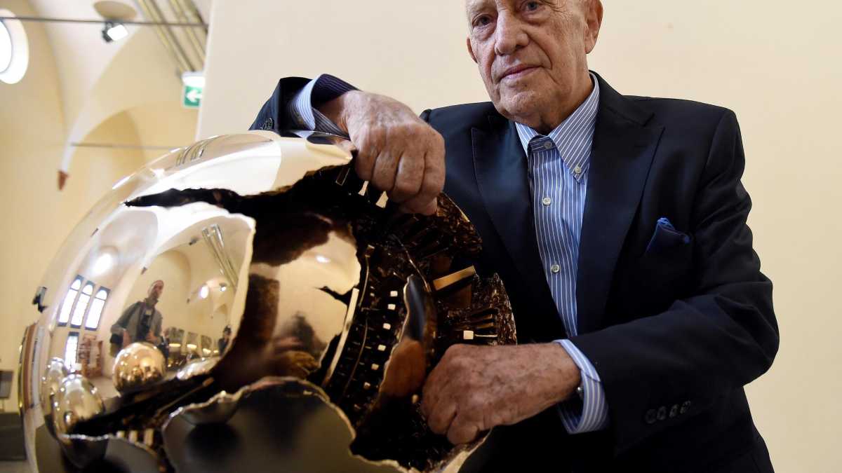 Immagine di L’unica vera arte è rotonda. In morte di Arnaldo Pomodoro