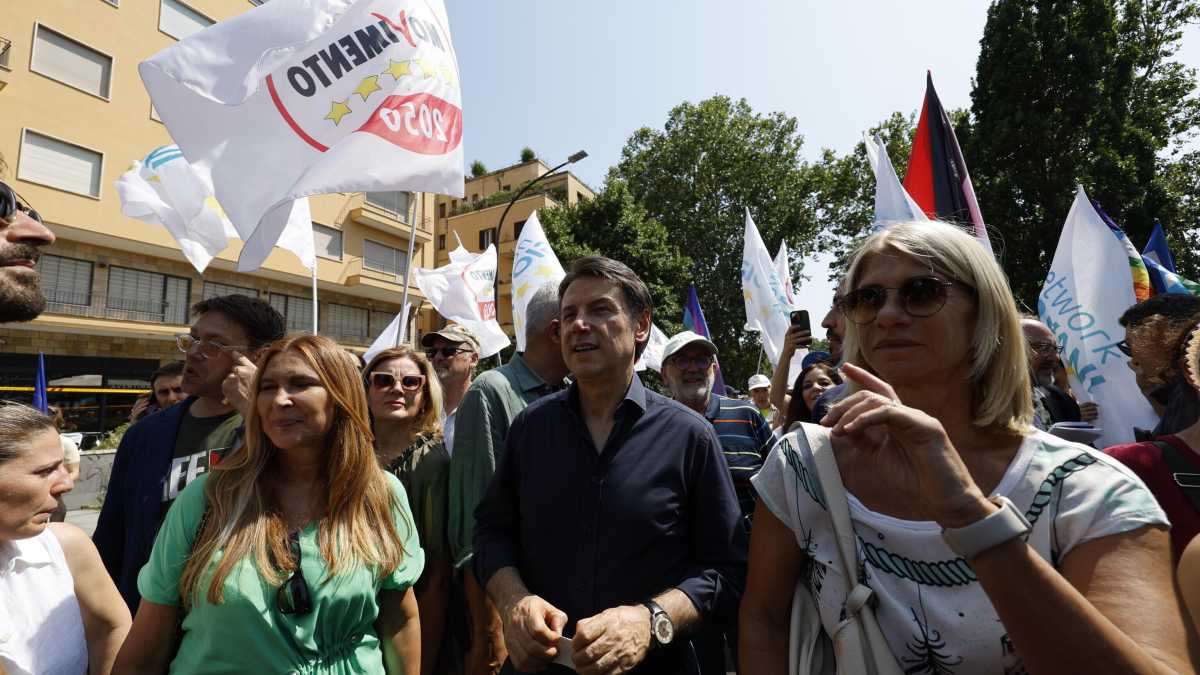 Immagine di Il filo che lega il M5s alla Russia di Putin: dal Covid al gas