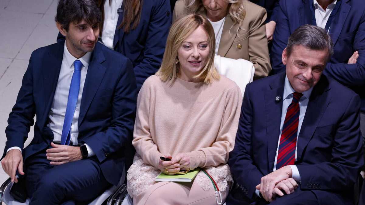 Immagine di Bocchino: “Calenda è pragmatico. Le convergenze con Meloni? Su alcuni temi ci sono punti in comune"