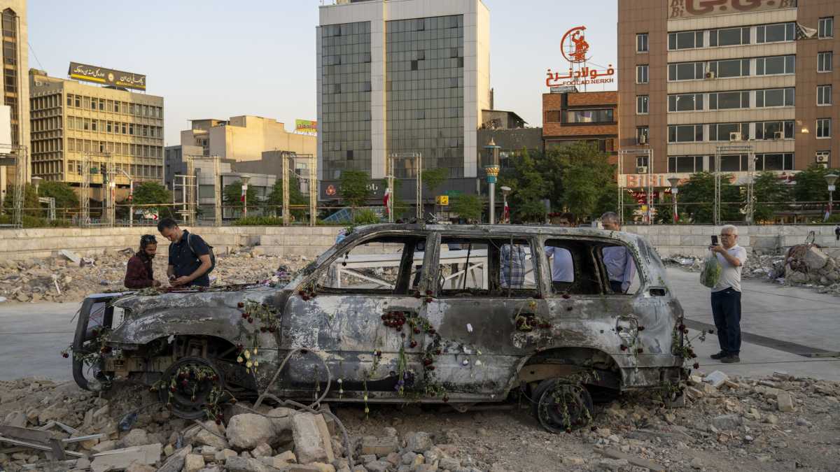 Immagine di Gli iraniani si guardano le spalle, il regime ora non farà sconti