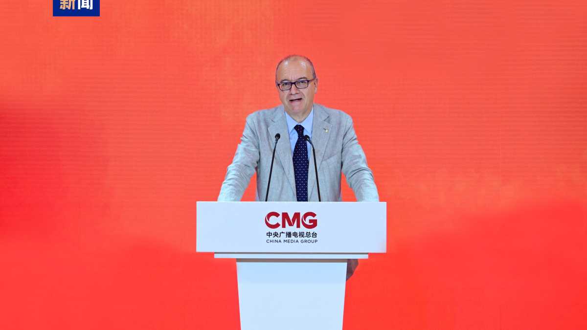 Immagine di Il regalo di Valditara a Xi Jinping e le fake news di Pechino in Italia