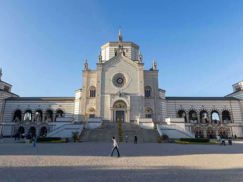 Sul limitare della città dei morti. Lettera da un confine
