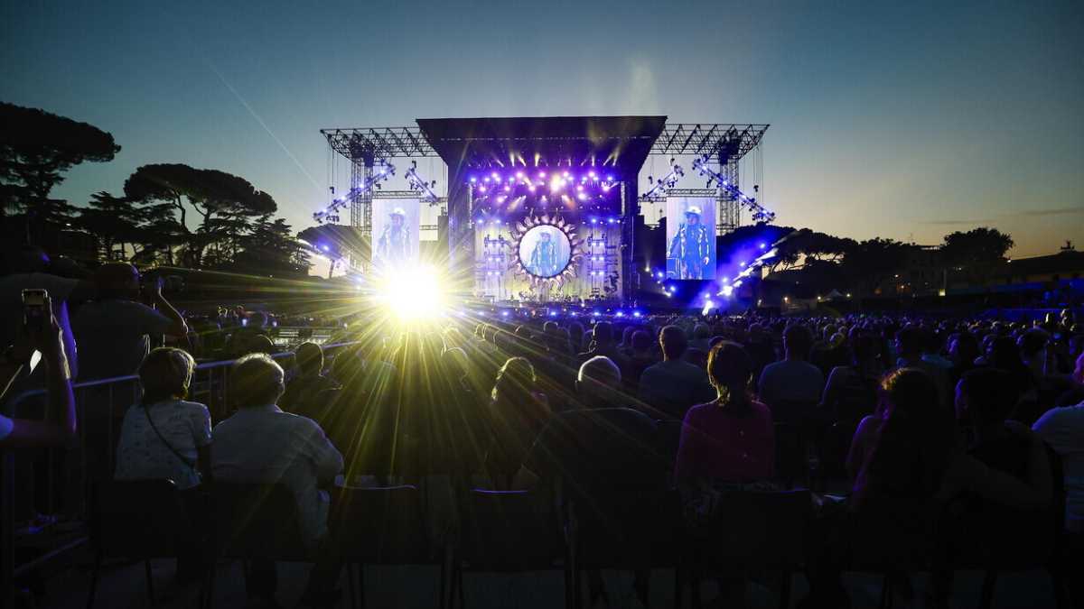 Immagine di Il Circo Massimo, sempre più squallido e abusato. Così decade una civiltà