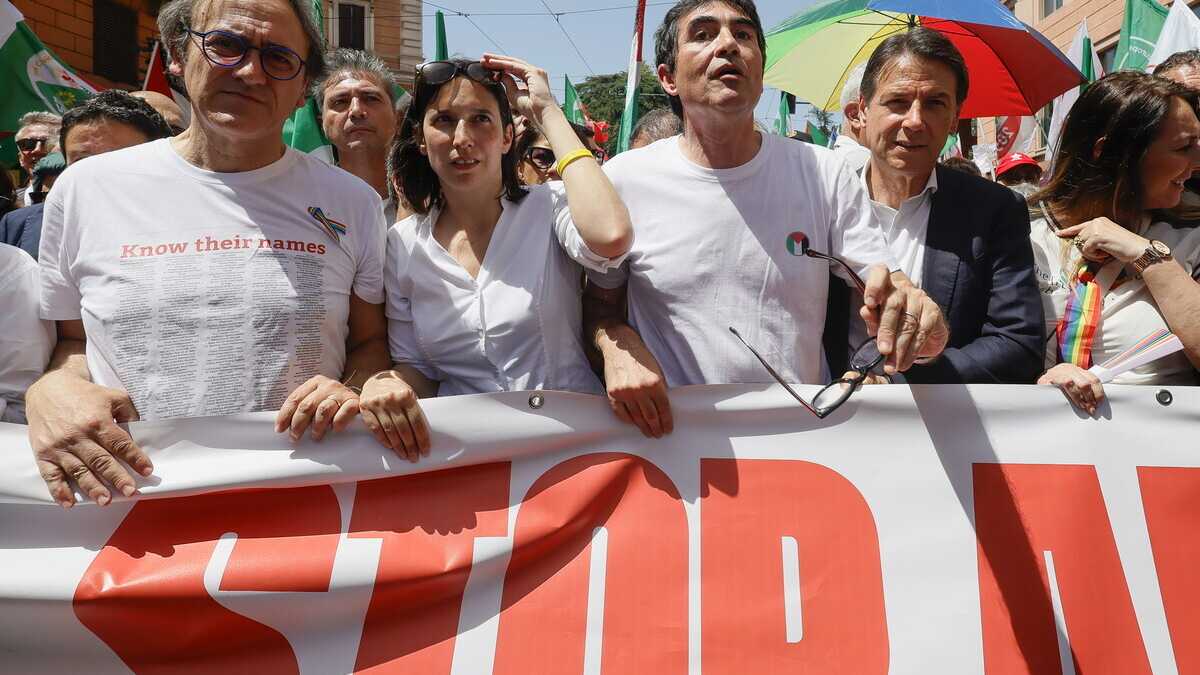 Immagine di Le armi, le pere e le mele. Quanti miliardi ne servono?