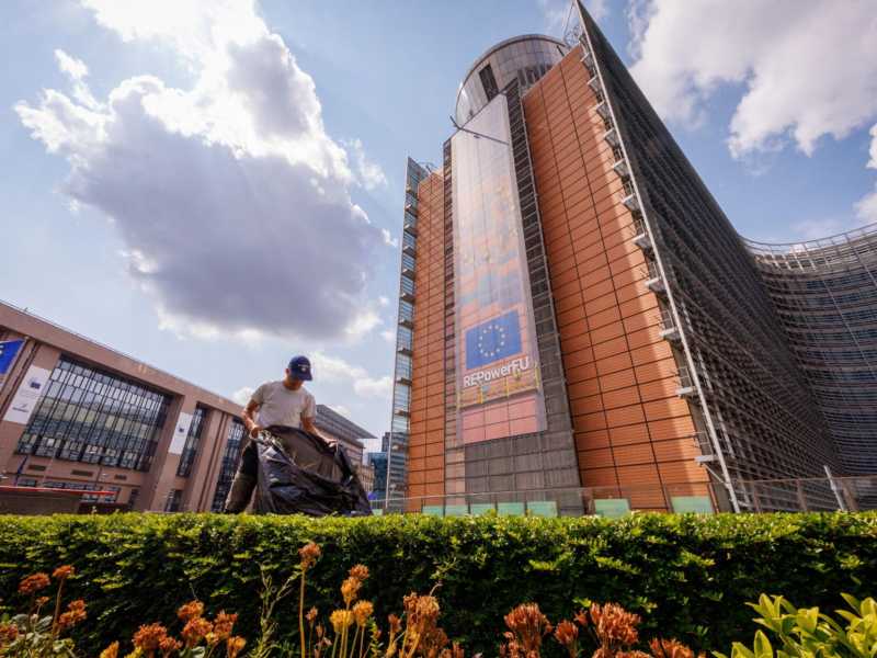 Palazzo Berlaymont, sede della Commissione europea (foto Epa/Ansa)