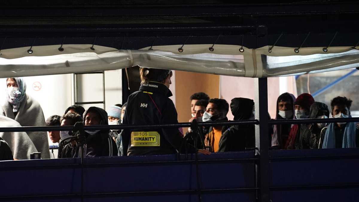 Immagine di Non solo decreto flussi. L’immigrazione come specchio delle svolte italiane