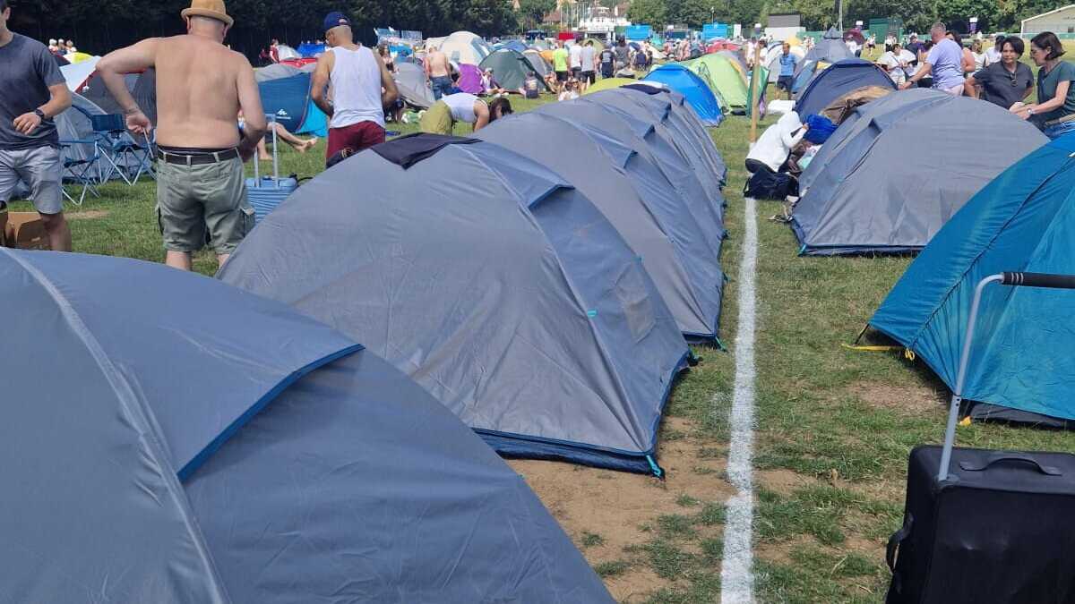 Immagine di Viaggio al termine della "queue", il modo più estremo per poter vivere il fascino di Wimbledon