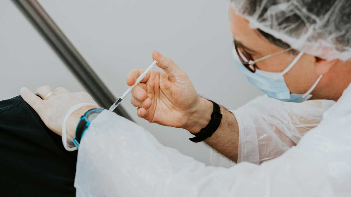 Immagine di La narrazione falsata promossa dalla politica americana sui vaccini