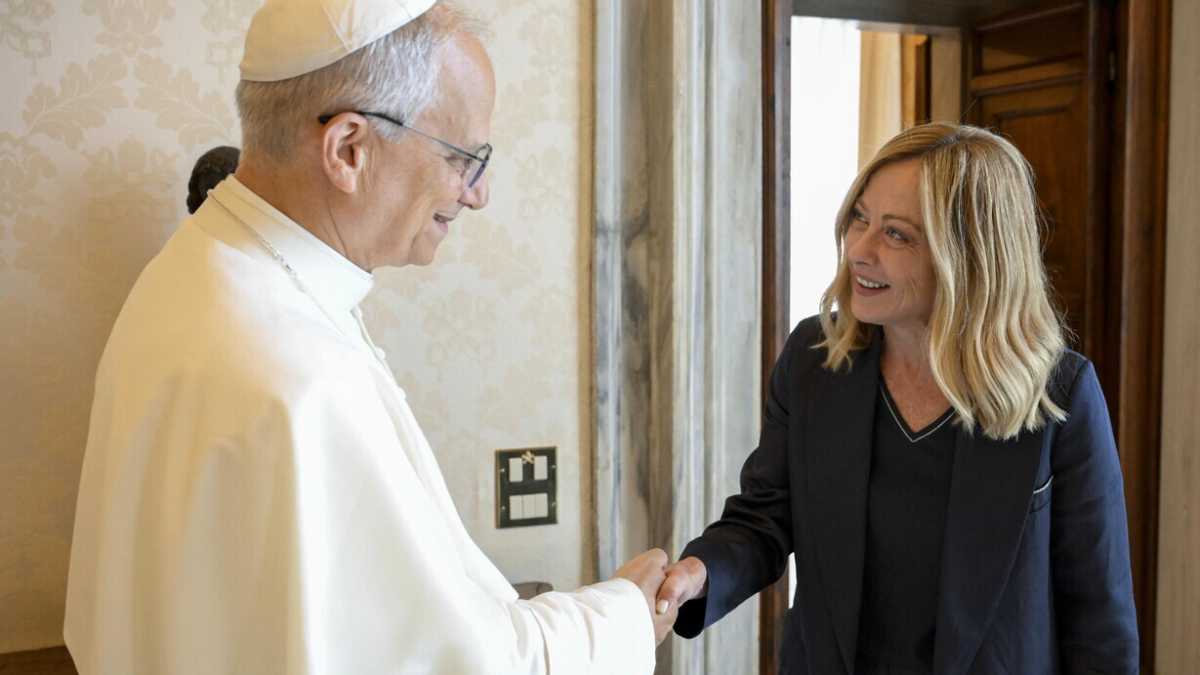 Immagine di Meloni ha incontrato Papa Leone XIV: focus su Ucraina e Gaza