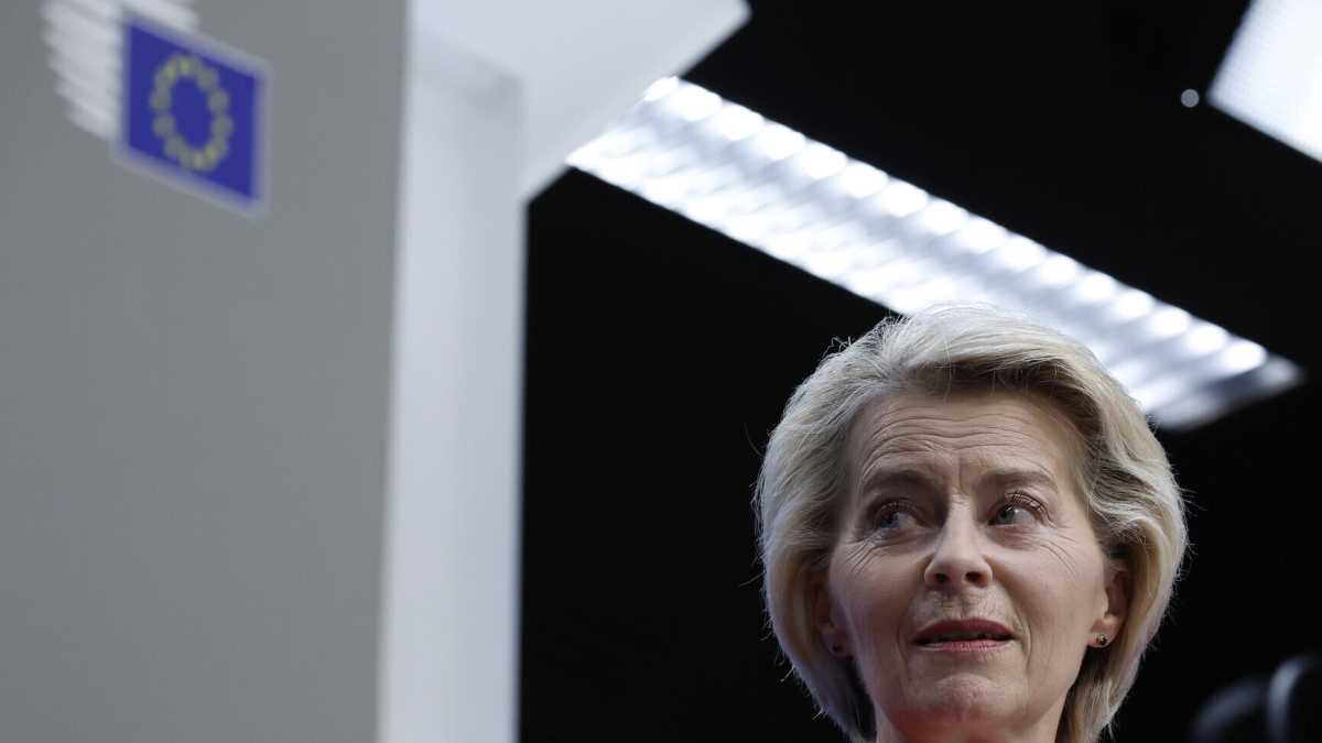 Immagine di Malumori meloniani per la sfiducia degli alleati conservatori a Ursula
