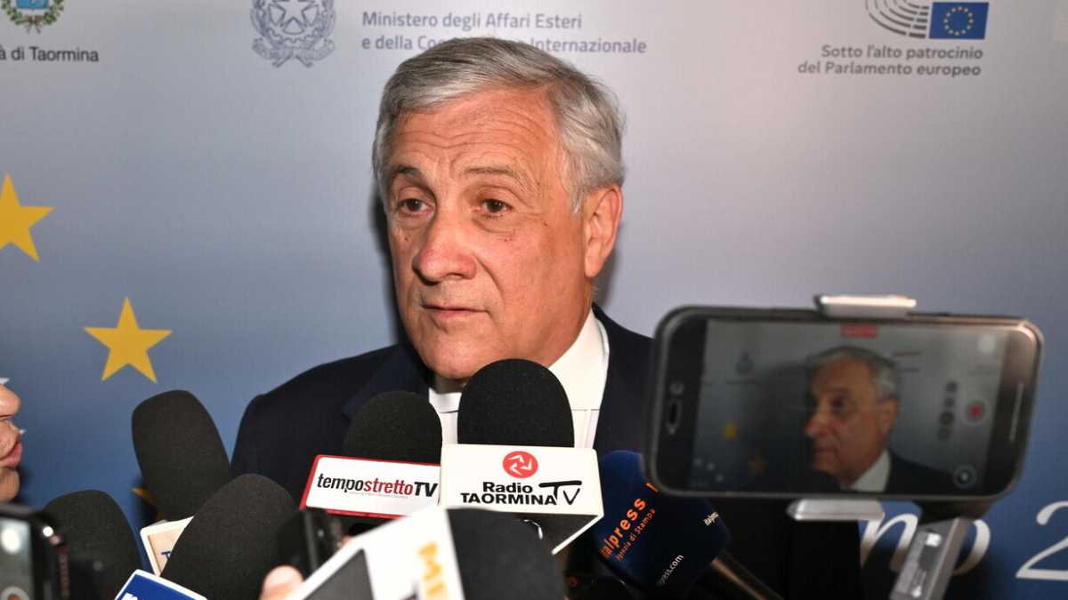 Immagine di Agosto con Tajani. FI prepara la mobilitazione estiva sulla sanità