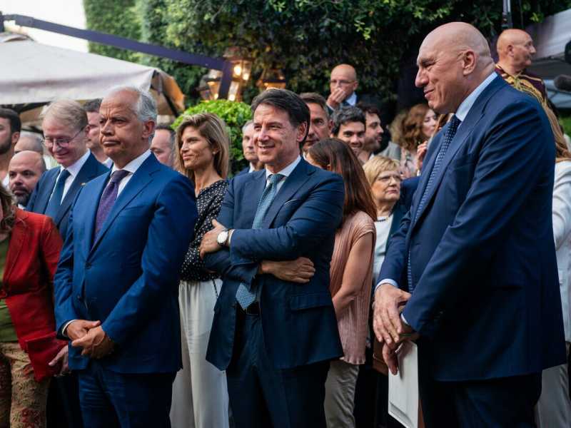 Parla Giuseppe Conte: "Schlein assente a Villa Taverna? Un errore discutere l'alleanza con gli Usa"