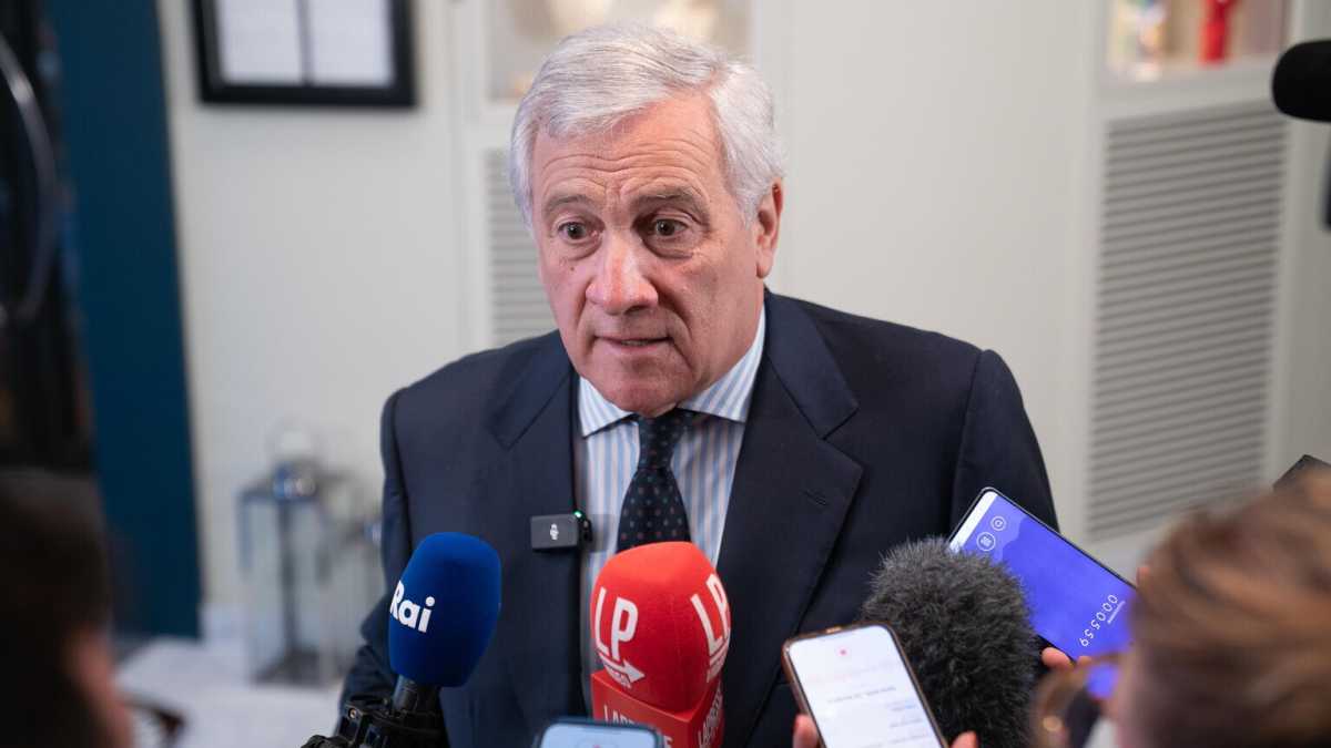 Immagine di Con lo Ius scholae Tajani manda in tilt anche Forza Italia