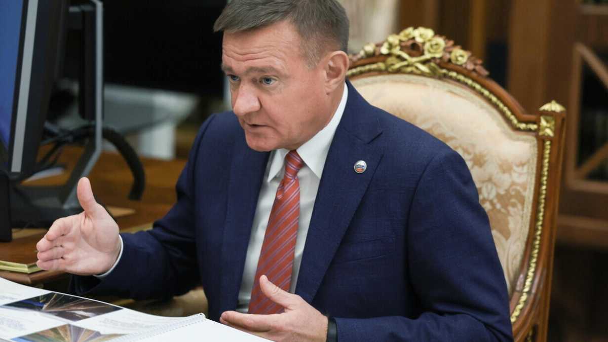 Immagine di Dal Kursk a un colpo di pistola. La morte del ministro Starovoit e la ricerca delle colpe nel sistema Putin