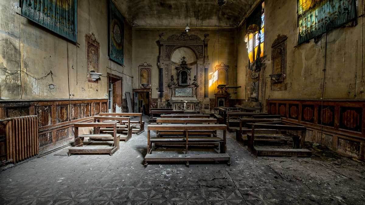 Immagine di L'ordine del vescovo: non ci sono preti, la messa è facoltativa