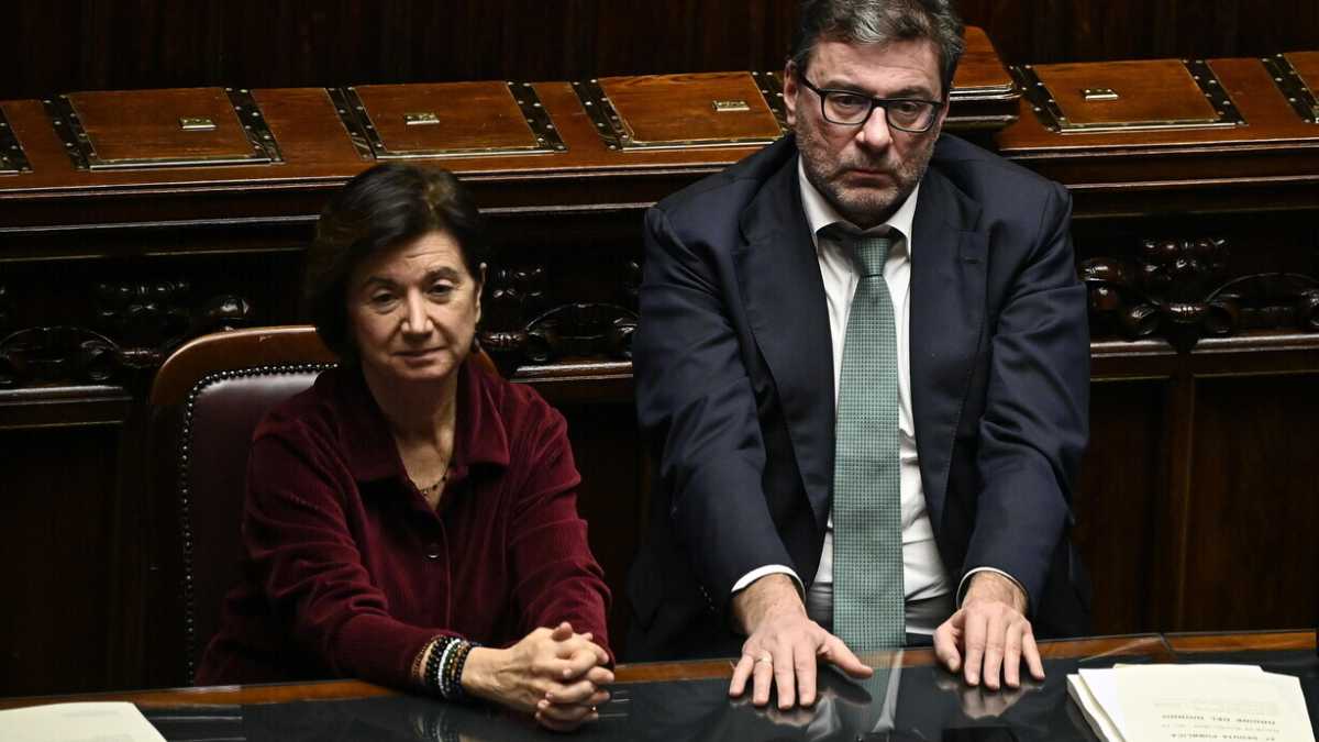 Immagine di Bonus bebè, Giorgetti ci riprova e Roccella ci spera. Il ritorno del tormentone estivo della culla