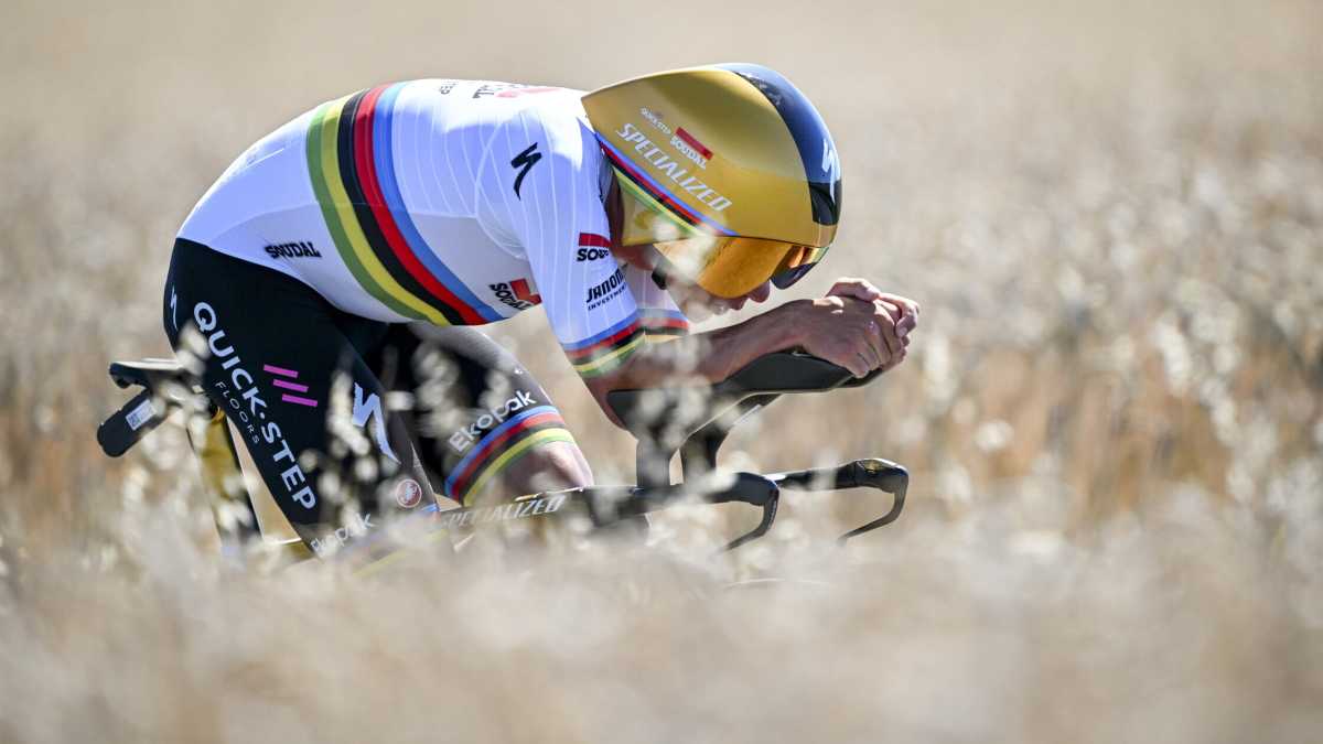 Immagine di Tour de France, l'ellissi perfetta di Remco Evenepoel