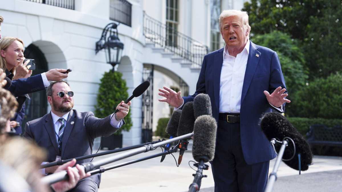 Immagine di Putin aspetta da Trump un annuncio che lo riguarda