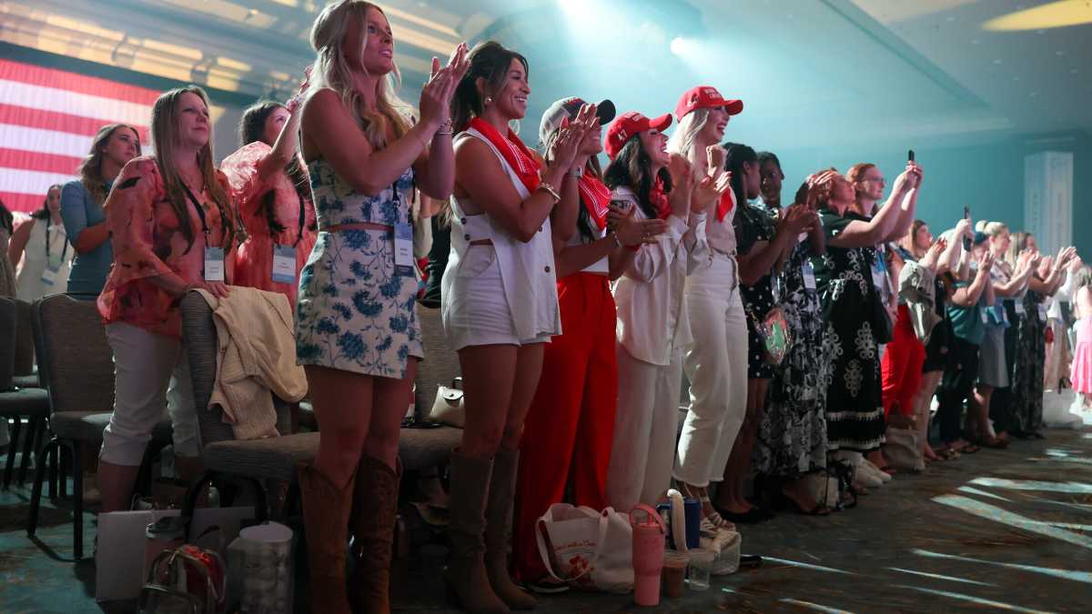 Immagine di Le proteste dei giovani conservatori sul caso Epstein: siamo i “ragazzi perduti del Maga”