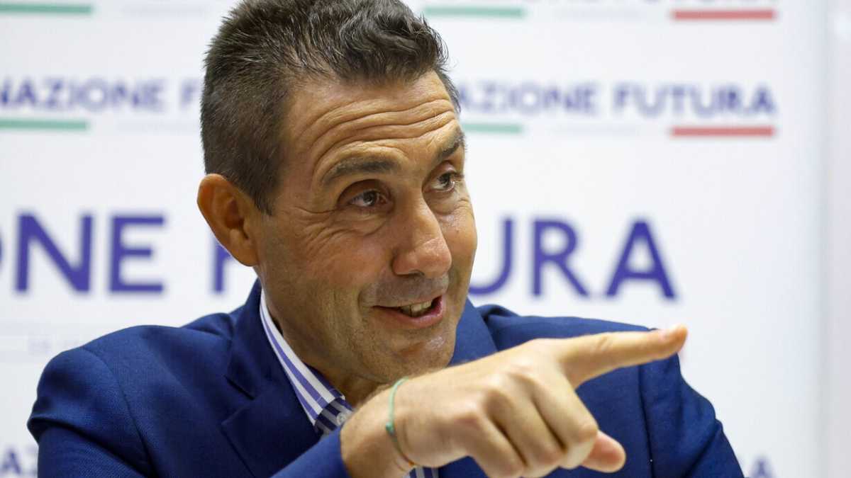 Immagine di Crosetto ha ricevuto il generale Vannacci al ministero della Difesa