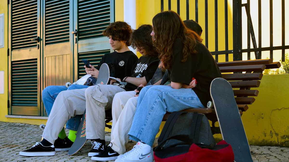 Immagine di Manifesto per vivere meglio: telefonare mai, lavorare poco, amare solo le green flag