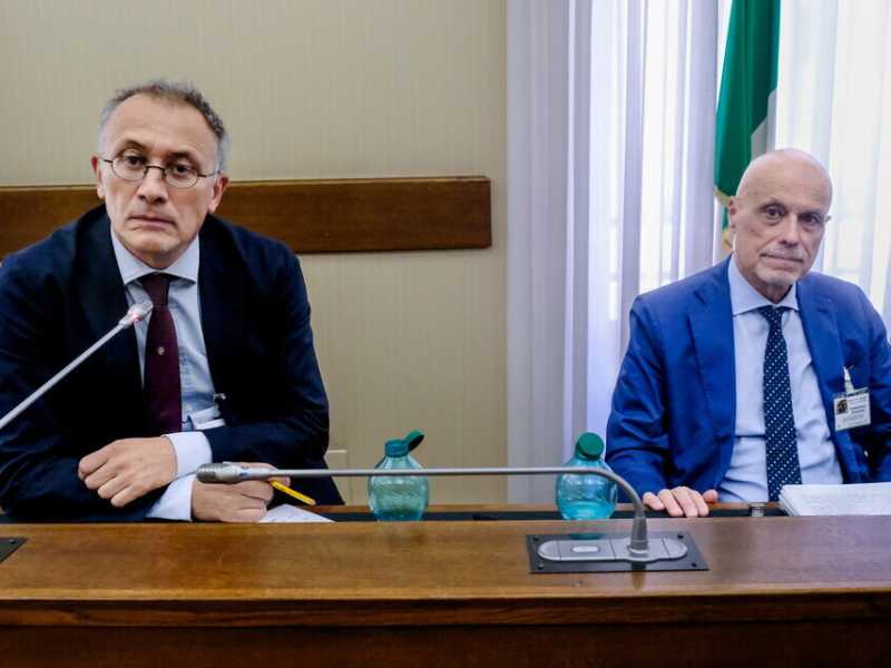 Il pm Paolo Storari e il procuratore di Milano Marcello Viola (foto LaPresse)