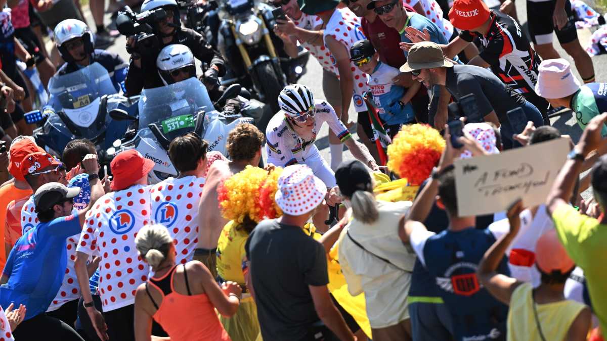 Immagine di Tadej Pogacar ha dato ascolto alla voce della montagna