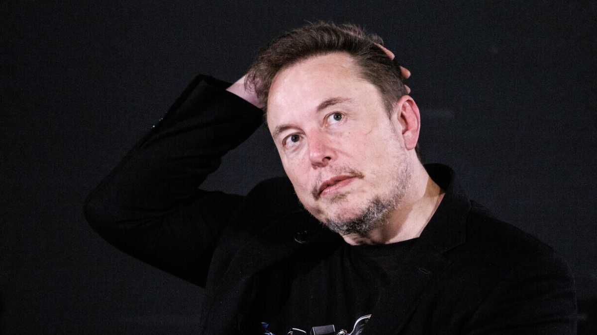 Immagine di I porno-bot e il futuro delle AI secondo Elon