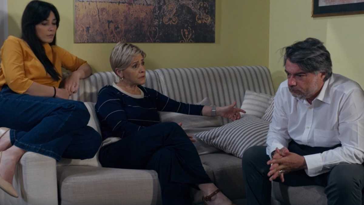 Immagine di Un Posto al Sole scivola nell'esoterismo spacciato per vero