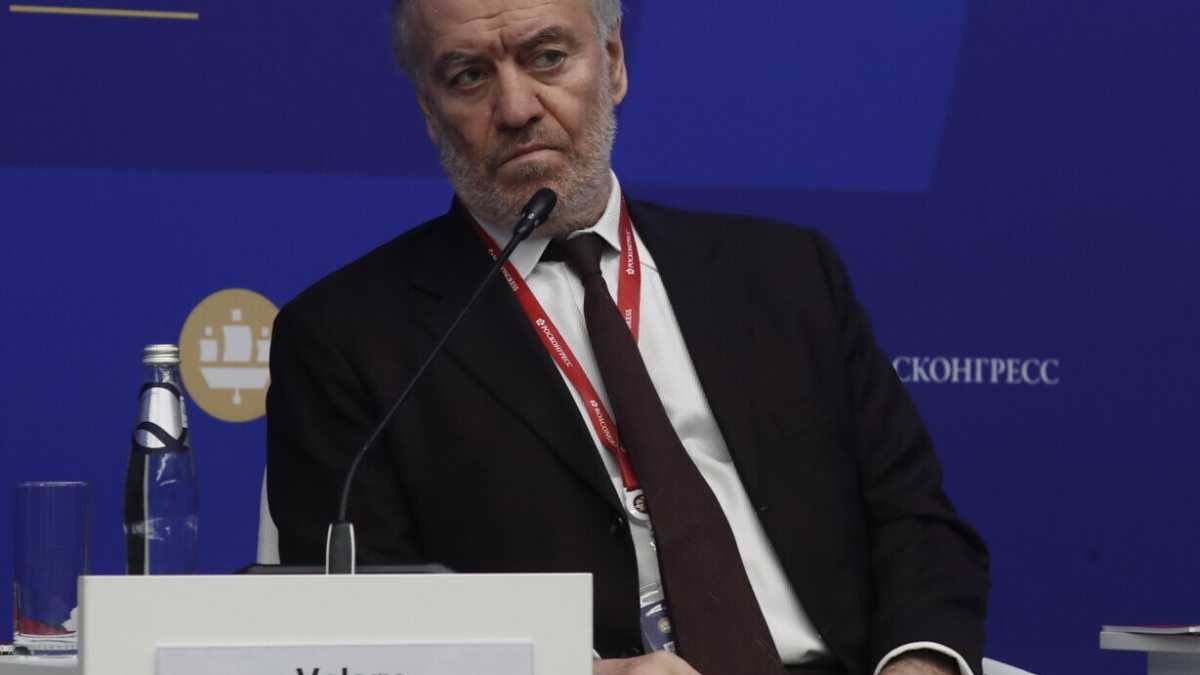 Immagine di Gergiev a Caserta, un'iniziativa ignorante o arrogante