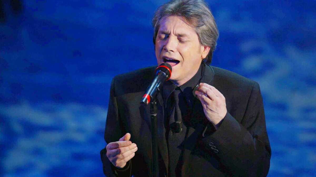 Immagine di Una canzone di Nino D'Angelo che è una ventata di libertà