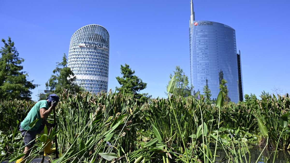 Immagine di Consob proroga ancora l'offerta di Unicredit su Banco Bpm