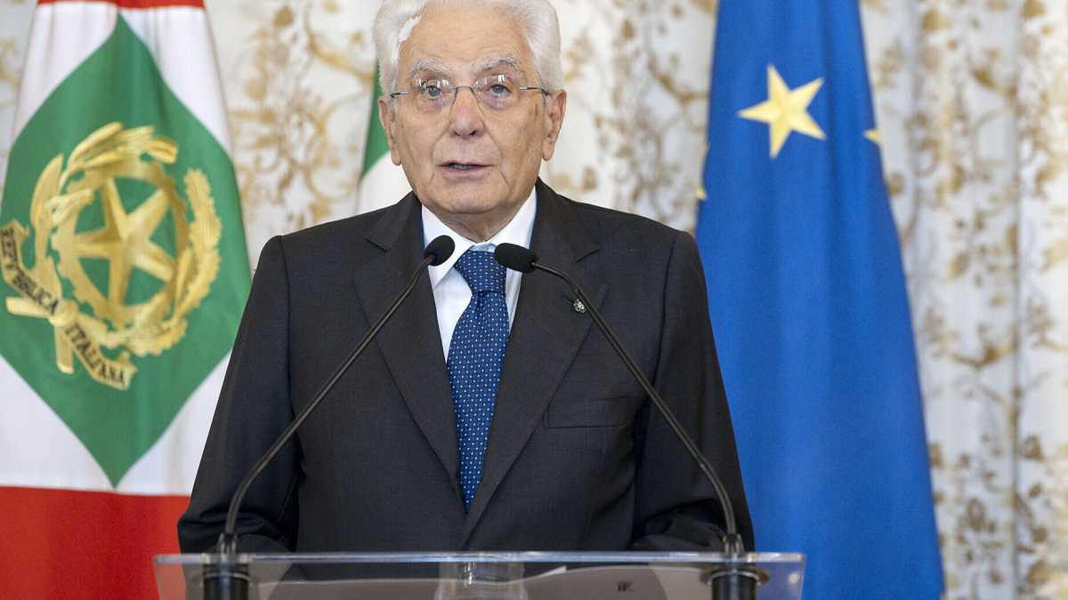 Immagine di Bussole di Mattarella per l'Italia e l’Europa