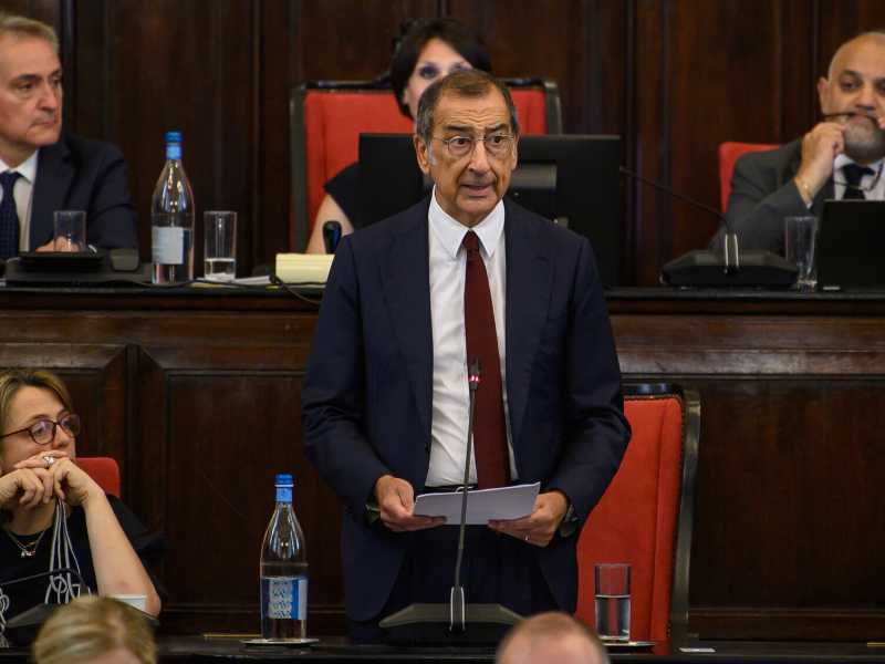 Lo "spavento" di Milano. Politici, ex, imprenditori tutti ammutoliti e terrorizzati: "E se indagano pure me?"