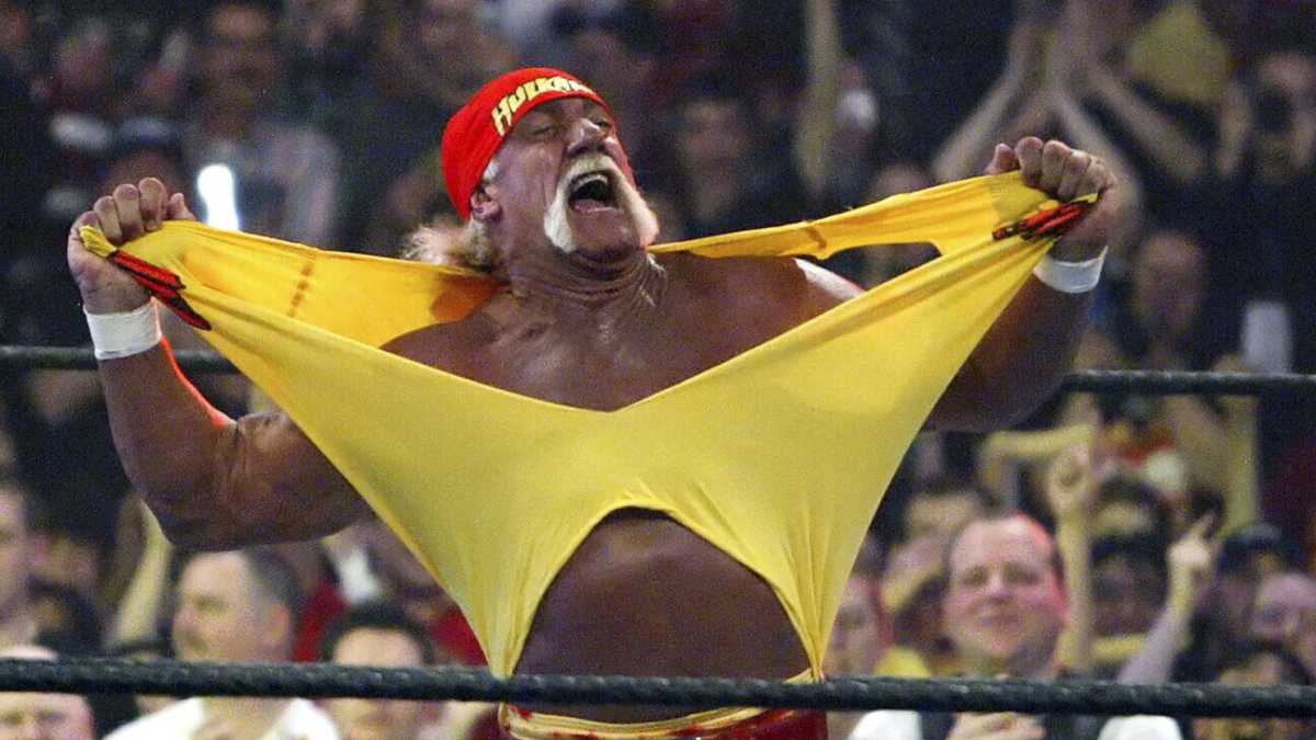 Immagine di È morto Hulk Hogan: Please DO NOT try this at home