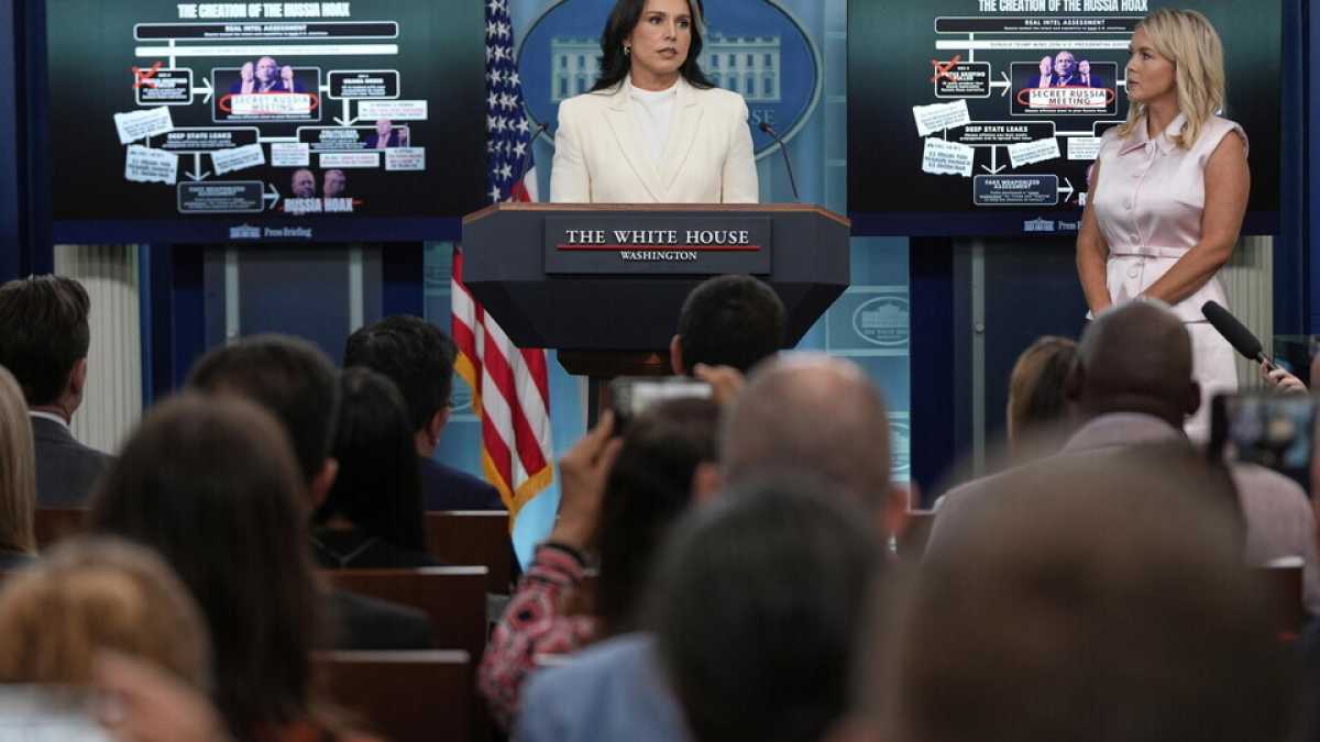 Immagine di Tulsi Gabbard offre a Trump il più complotto più gradito: quello su Obama